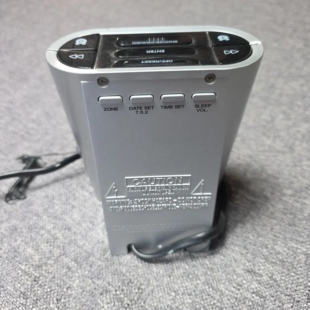 Timex Clock with AM/FM Radio and Nature Sounds Model T307S